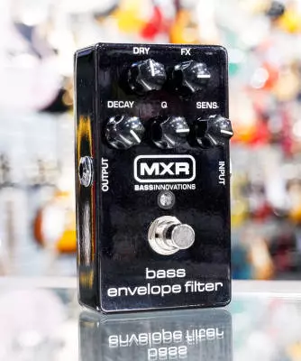 MXR - M82 - Bass Envelope Filter 2